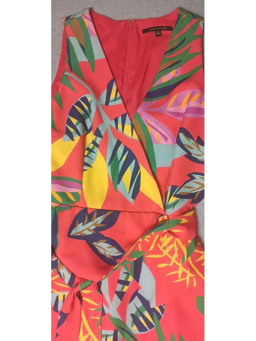 NWT! Alex Marie Aliya Tiered Vneck Dress Womens Size 8 Tropic Breeze Red Tie... - Picture 7 of 11